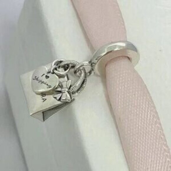 Pandora Silver Heart Charm Bracelet - Picture 2 of 5